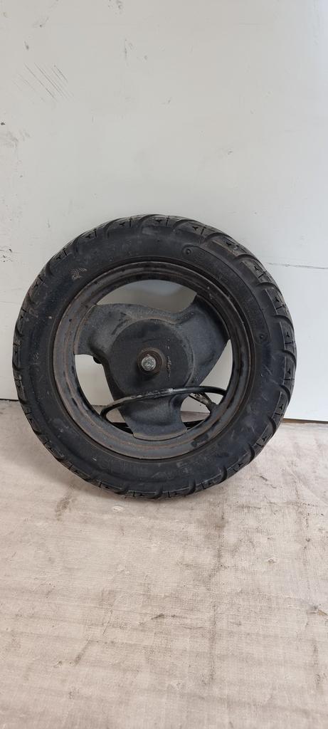 Keeway Milan voorvelg met band, Fietsen en Brommers, Brommeronderdelen | Scooters, Frame, Overige merken, Ophalen of Verzenden