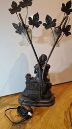 Lampe de table avec figurine - Régule, Verre - Après Auguste, Antiquités & Art