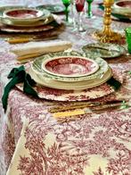 Jas van toile de jouy klassieke scènes, rood op wit. -