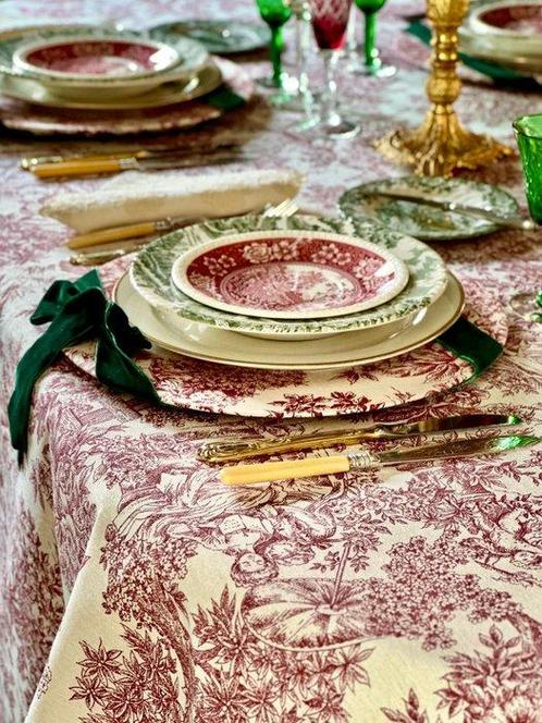 Jas van toile de jouy klassieke scènes, rood op wit. -, Antiek en Kunst, Antiek | Tapijten, Tafelkleden en Textiel