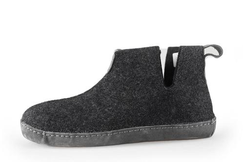 Travelin Pantoffels in maat 43 Grijs | 5% extra korting, Kleding | Heren, Schoenen, Overige kleuren, Zo goed als nieuw, Pantoffels of Sloffen