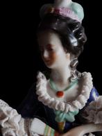 Scheibe-Alsbach - Beeldje, Dama de Corte - 19 cm - Porselein