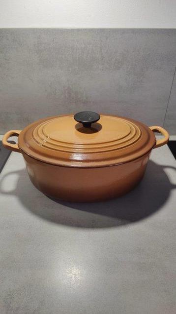 Le Creuset, Cousances - Cocotte - Source beschikbaar voor biedingen