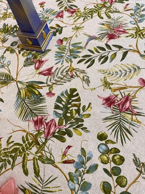san leucio top quality - exclusief bloemen hennep tafelkleed, Antiek en Kunst, Antiek | Tapijten, Tafelkleden en Textiel