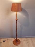 Staande lamp - Hout - velours kap, Antiek en Kunst