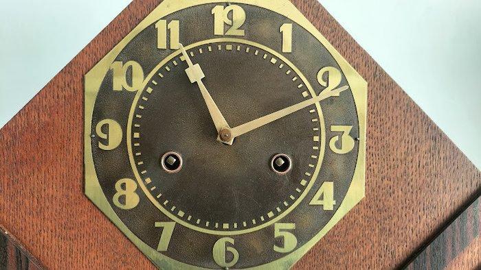 Amsterdamse School pendule klok - Art Deco eiken-, Antiquités & Art, Antiquités | Horloges