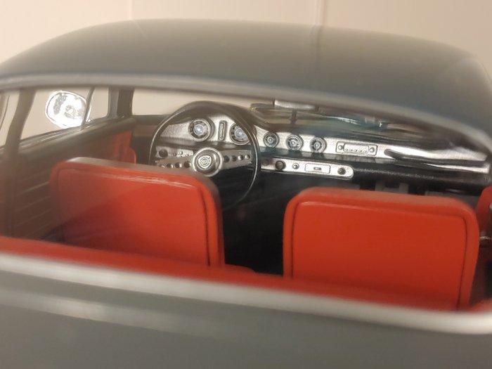 Norev 1:18 - Model sportwagen - Volvo 1800 S - 1969 -, Hobby & Loisirs créatifs, Voitures miniatures | 1:5 à 1:12