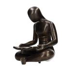 Figurine - Man reads book - Bronze