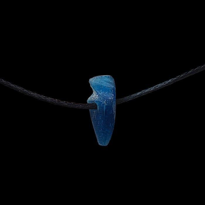 Oud-Romeins Prachtige glazen amulet hanger in de vorm van, Antiek en Kunst, Antiek | Overige Antiek