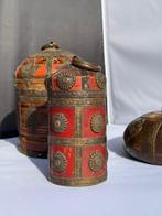 Bak - Hout - 1900-195 - Drie zeecontainers