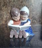 Royal Copenhagen - Beeldje - Children reading & birds on a