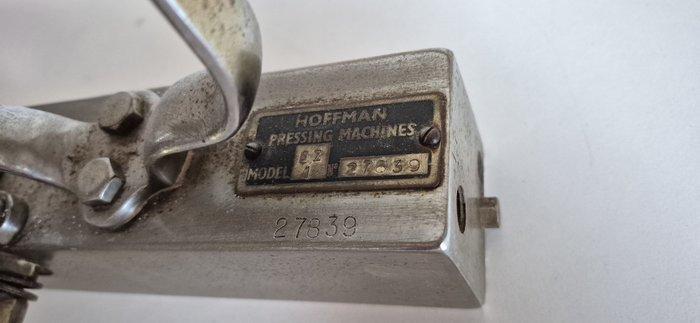 Hoffman - Strijkijzer - IJzer, Hout, Antiek en Kunst, Curiosa en Brocante