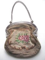 Zilveren tasbeugel met petit point tas, gemaakt omstreeks, Antiek en Kunst