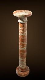 Colonne - Vers 1900 - Capitello en marbre rouge