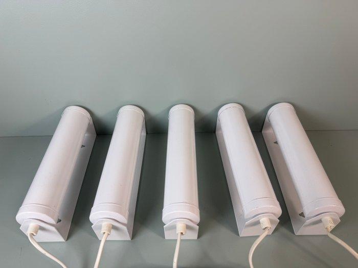 G&G - Wandlamp - Metaal - Vijf vintage wandlampjes, Antiek en Kunst, Kunst | Designobjecten