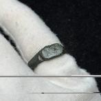 Oud-Romeins Brons Oud-Romeinse bronzen ring – ca. 2e–4e eeuw, Antiek en Kunst