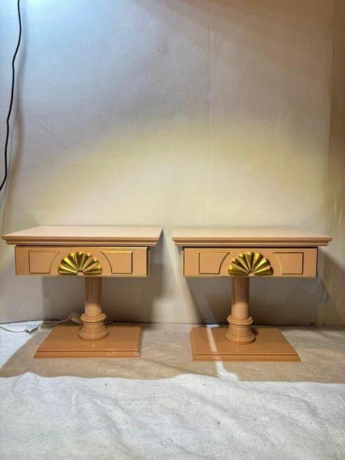 Armoire - Bois - Deux commodes vintage, Antiek en Kunst, Curiosa en Brocante