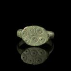 Oud-Romeins Brons Boze oogring  (Zonder Minimumprijs)