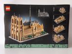 Lego Set - 21061 - Architecture - Notre-Dame de Paris