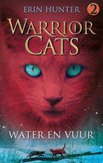 Water en vuur / Warrior Cats / 2 9789059240650 Erin Hunter, Boeken, Verzenden, Gelezen, Erin Hunter