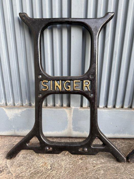 Industriële apparatuur - Italië - Singer naaimachine, Antiquités & Art, Curiosités & Brocante