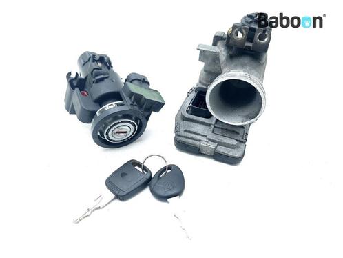 Contactslot Set met Immobiliser Piaggio | Vespa MP3 300 ie, Motoren, Onderdelen | Overige, Gebruikt, Verzenden