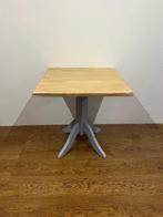 Gebruikte Tafel (70x70cm) - T1514- Vintage/Café, Huis en Inrichting, Ophalen, Nieuw