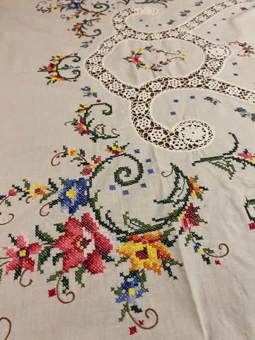 Tafelkleed - 252 cm - 166 cm - Tafelkleed met kruissteek, Antiek en Kunst, Antiek | Tapijten, Tafelkleden en Textiel