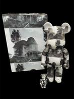 Medicom Toy Be@rbrick - BE@RBRICK BATES MANSION 100% & 400%, Antiek en Kunst