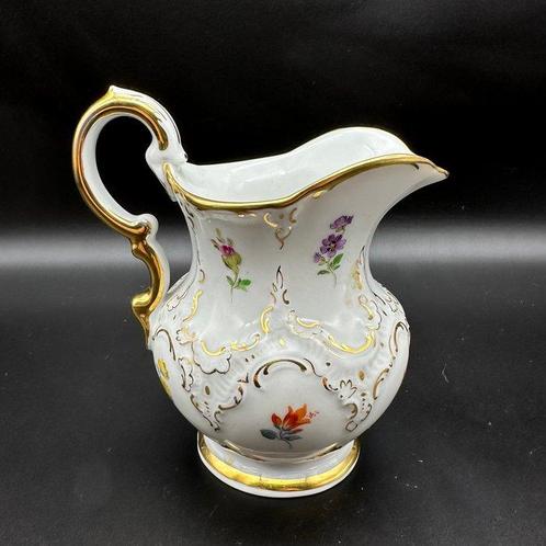 Meissen - E.A.Leuteritz - Pot à lait - B-Form - Porcelaine -, Antiek en Kunst, Antiek | Meubels | Tafels