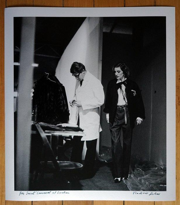 Vladimir Sichov - Yves Saint Laurent et Loulou de La Falaise, Antiek en Kunst, Kunst | Schilderijen | Modern