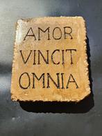 sculptuur, Stemma Araldico Amore Vincit Omnia - 18 cm -