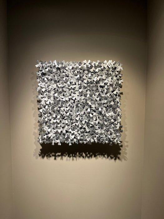 Swen Van der Sangen - Bloom Silver Chic - Sakura series, Antiek en Kunst, Kunst | Designobjecten