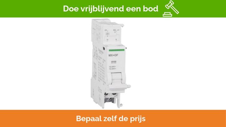 Bieden: Schneider Electric Remote Control Switch Module 12-, Sports nautiques & Bateaux, Accessoires navigation, Enlèvement ou Envoi