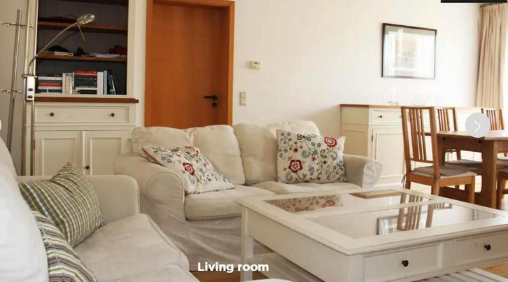 Appartement aan Place Adolphe Sax, Ixelles, Immo, Appartementen en Studio's te huur, 50 m² of meer