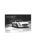 2013 MERCEDES BENZ AMG PROGRAMMA BROCHURE ENGELS USA, Boeken, Ophalen of Verzenden, Nieuw