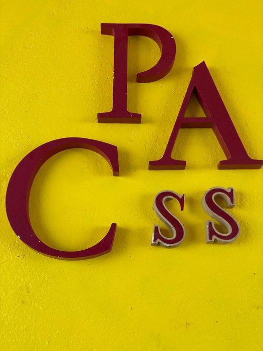 Letters ontwerp vintage industrieel - Lotto di Lettere -, Antiek en Kunst, Curiosa en Brocante