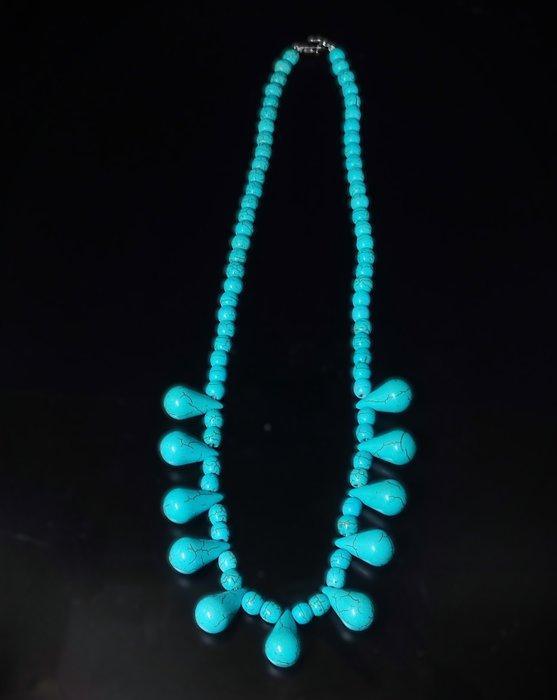 Prachtige blauwe turquoise Howlite ketting gratis verzending, Collections, Minéraux & Fossiles