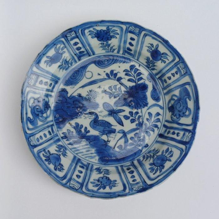 Plat - Porcelaine - assiette en porcelaine craquelée, Antiek en Kunst, Antiek | Overige Antiek