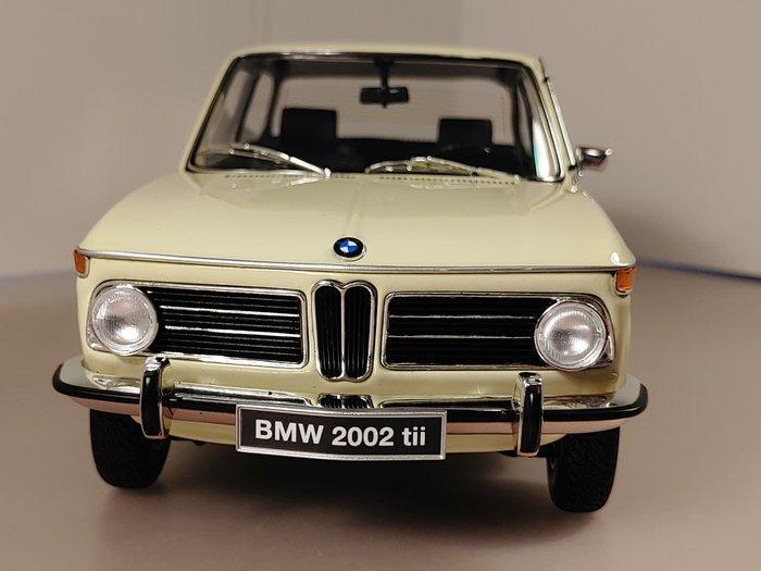 Kyosho 1:18 - Model sedan - BMW 2002 tii - 1972, Hobby en Vrije tijd, Modelauto's | 1:5 tot 1:12