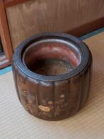 Brander - Winter Warmth – Antique Japanese Wooden Hibachi