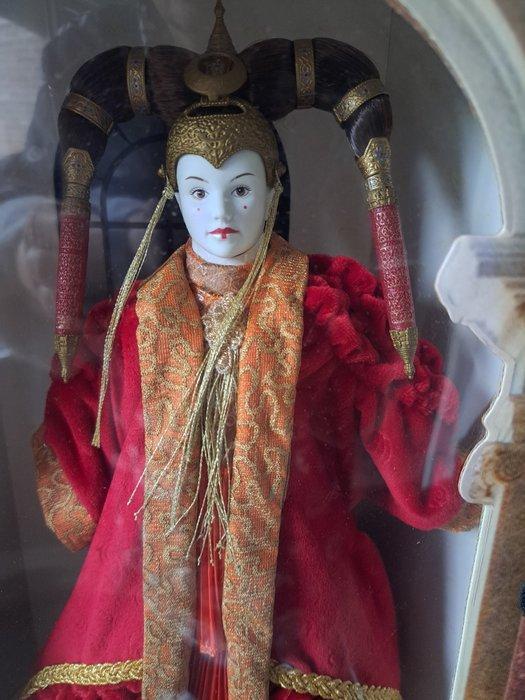 Hasbro - Figure - Queen Amidala 1999 Portrait Edition -, Verzamelen, Film en Tv