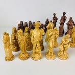 Schaakspel - Grieks Romeinse schaakstukken - Hars