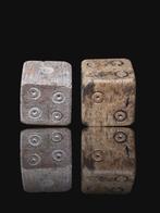 Oud-Romeins Lot of 2 Legionary 1-3 AD Dobbelstenen, Antiek en Kunst