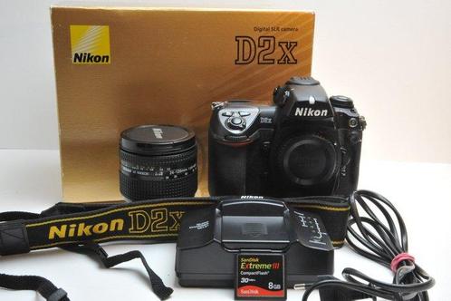 Nikon D2X  +F NIKKOR Zoomobjectief 24-120 mm f:3,5-5.6D, Audio, Tv en Foto, Fotocamera's Analoog