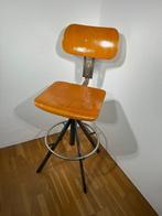 CARMET - Industrial chair - Kruk - Hout, Staal, Antiek en Kunst