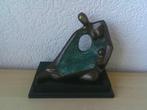 Apko - sculptuur, DE INTIMITEIT TUSSEN MOEDER EN KIND - 23