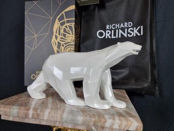 Richard Orlinski (1966) - sculptuur, Polar Bear + Gift Box -
