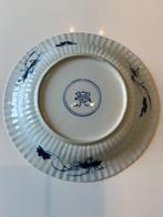 Bord - Chinese hard-paste porselein, Antiek en Kunst