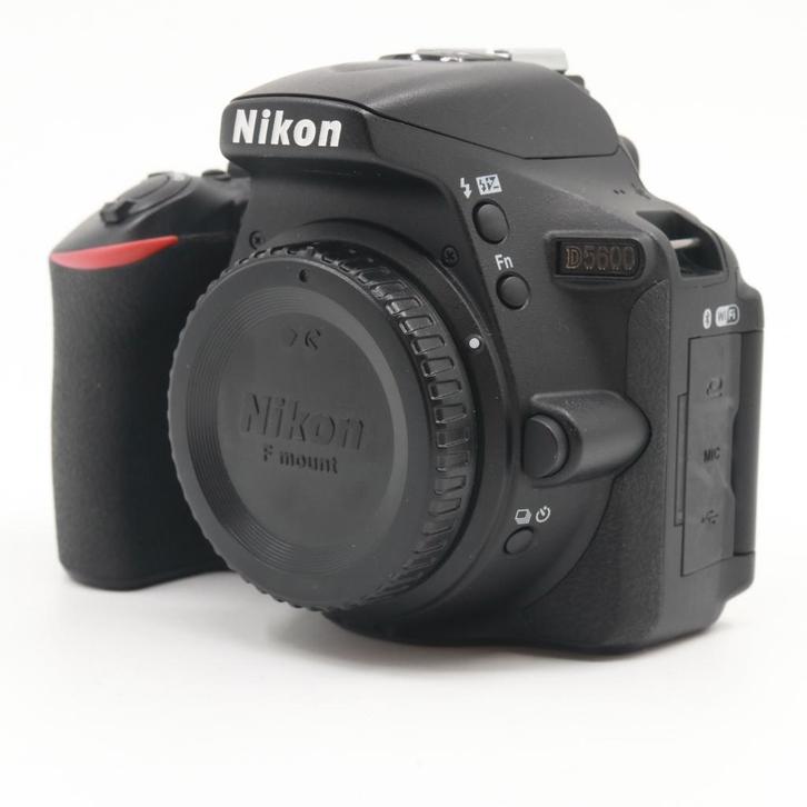 Nikon D5600 body | Tweedehands, Audio, Tv en Foto, Fotocamera's Digitaal, Zo goed als nieuw, Nikon, Verzenden